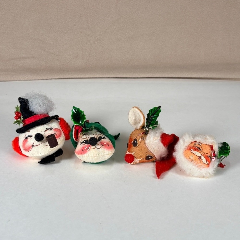 Vintage Annalee Mobilitee‎ Christmas Felt Ornaments Santa Reindeer Lot of 4